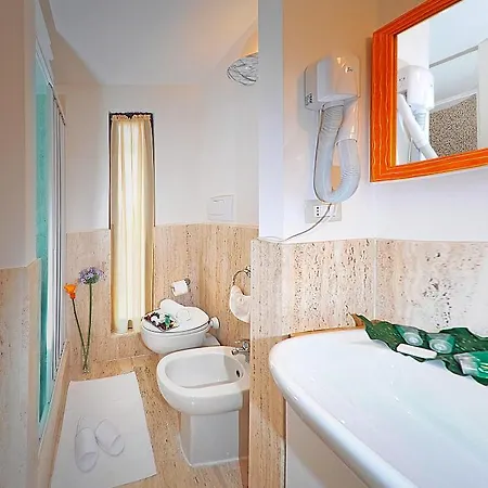 Scott House Отель