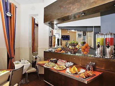 Scott House 3*