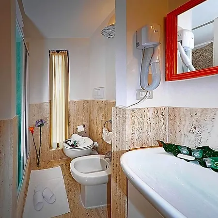 Scott House Hotel