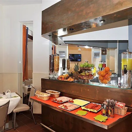 Scott House Hotell 3*