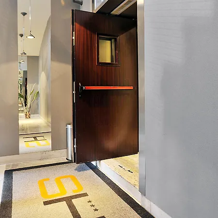 Hotell Scott House 3*