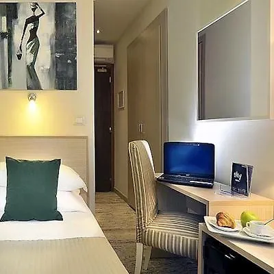 Scott House Hotell 3*