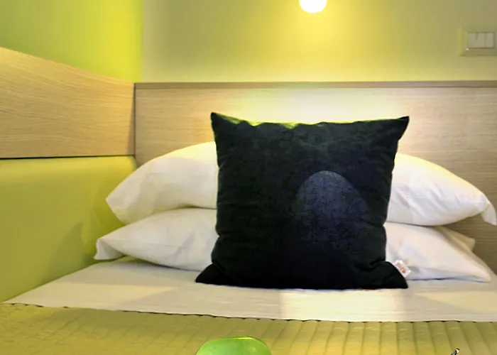 Scott House Отель 3*