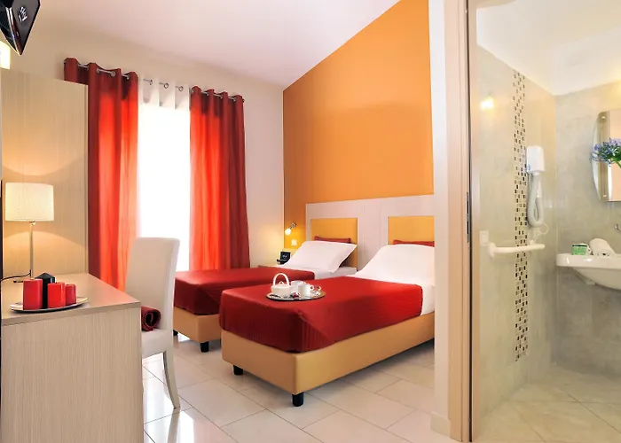 Scott House Отель 3*