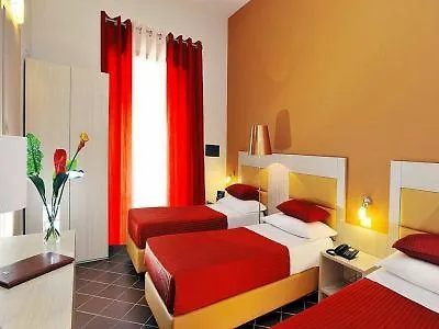 Отель Scott House