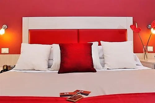 Отель Scott House