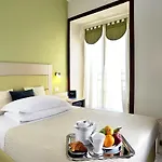 Scott House فندق