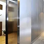 Scott House 3*