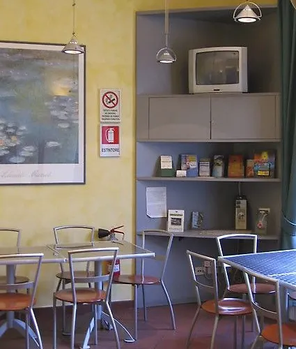 酒店 Scott House 3*